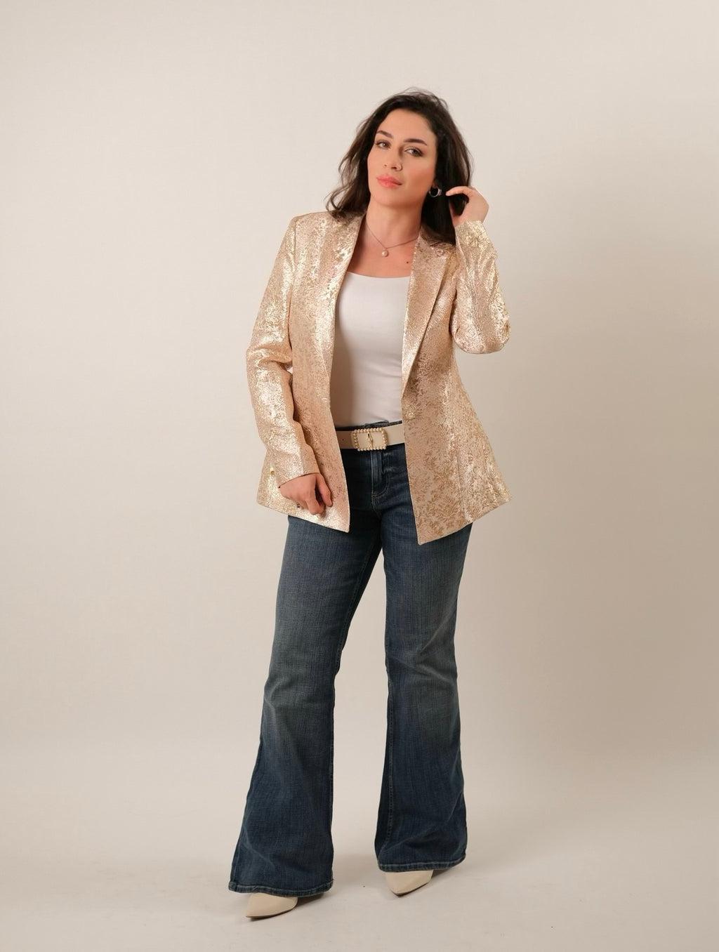 The perfect statement blazer for the spring season