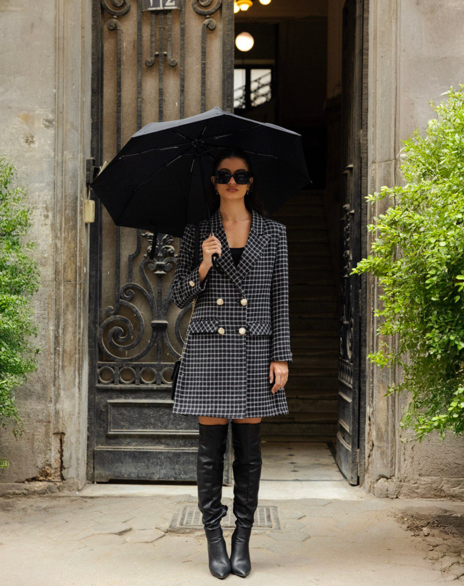“Nuit Pearl Noir” Tweed Blazer Dress Secondary image