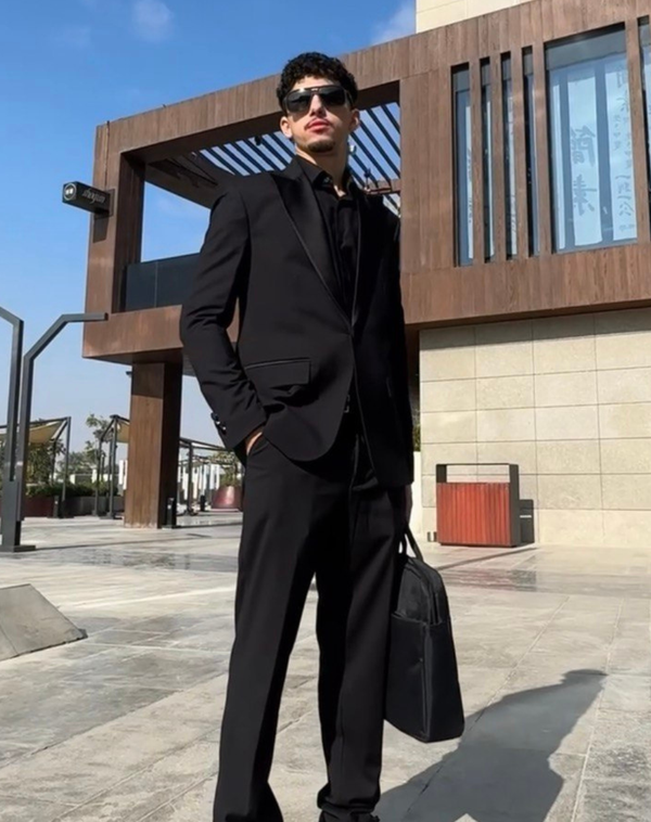 Young gentlemen Tuxedo black Suit