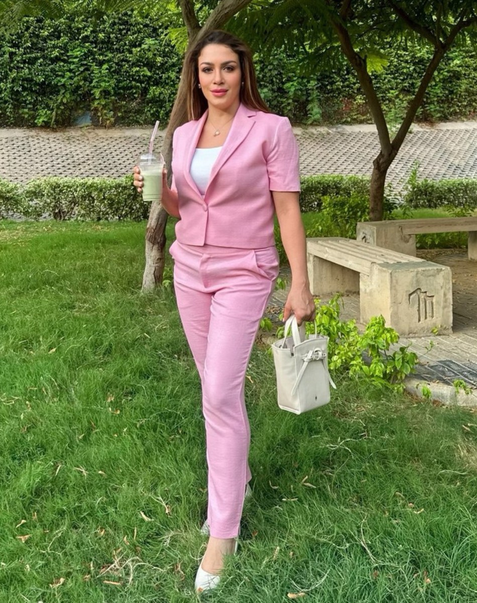 Cropped pink half sleeves Blazer (Loose Fit)